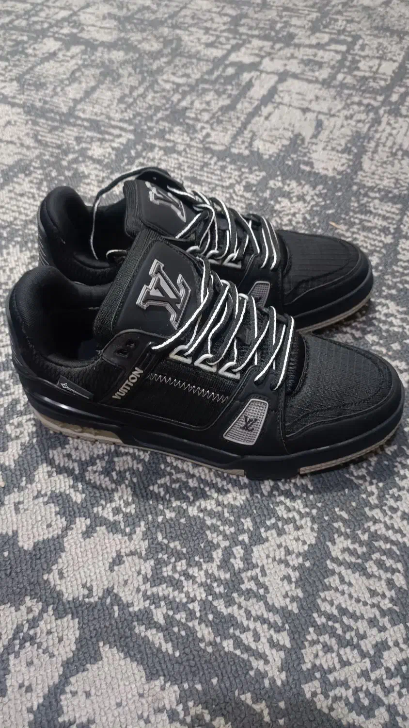 کفش لویی ویتون اصلی سایز ۴۲|کیف، کفش، کمربند|تهران, محمودیه|دیوار