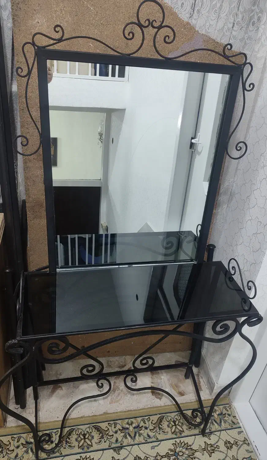 میز آرایش|آینه|نجف‌آباد, باغ ملی|دیوار