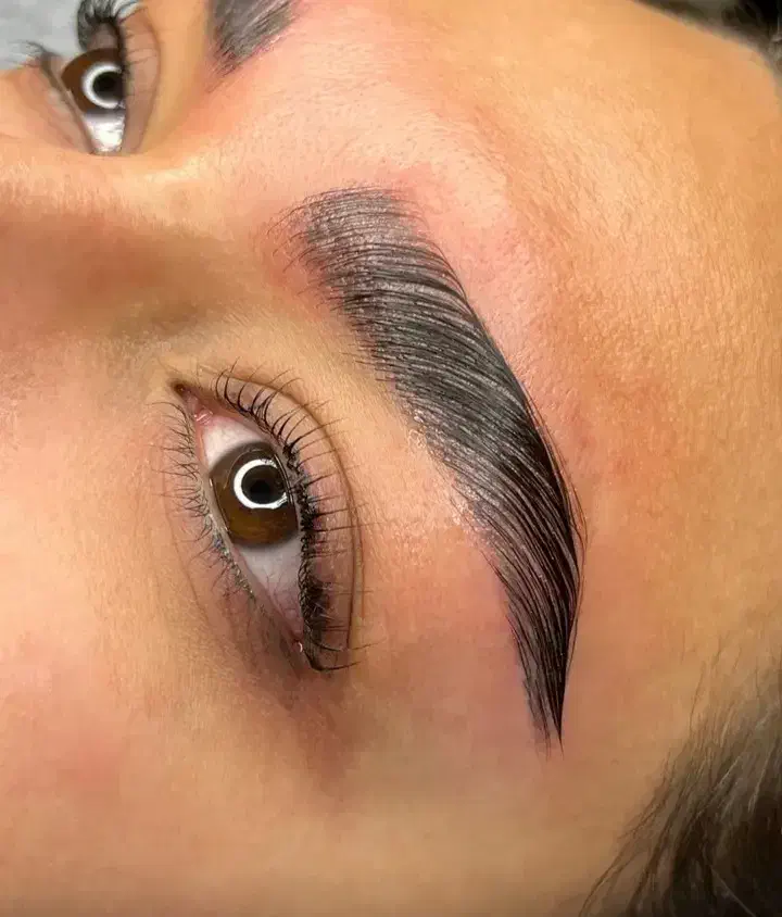 کاشت و اکستشن مژه|خدمات آرایشگری و زیبایی|سنندج, |دیوار