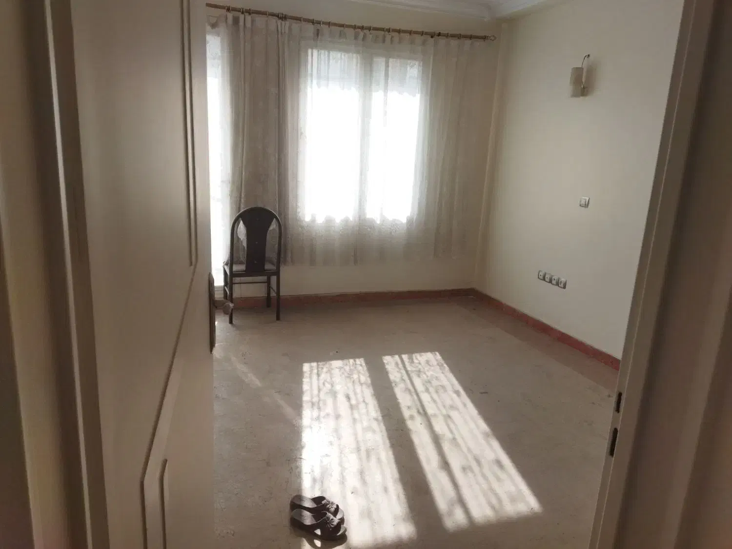 واحد 130متری سه خوابه