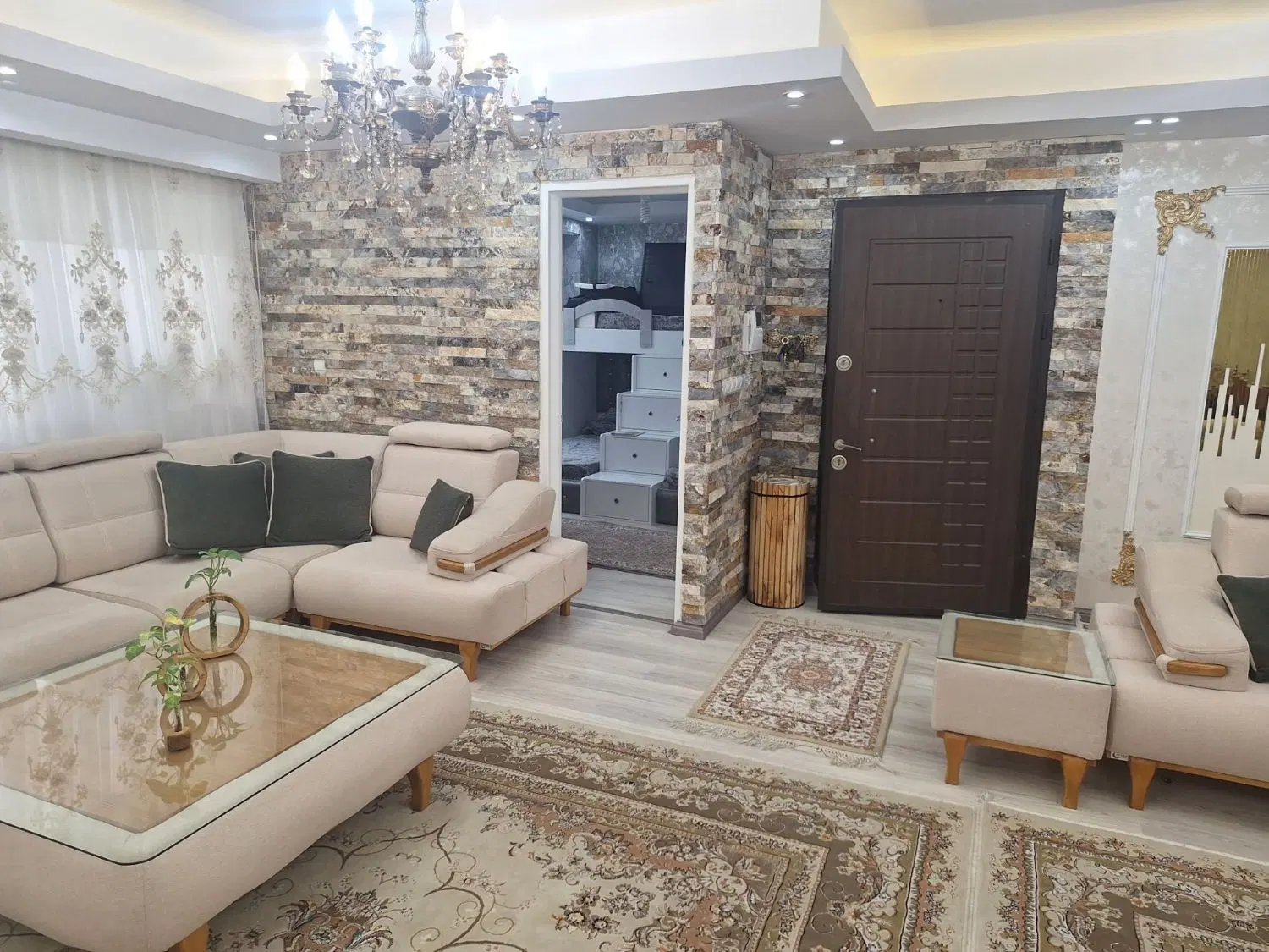 واحد 120 متری در خیابان آذربایجان کوی بهارستان|فروش آپارتمان|تبریز, |دیوار