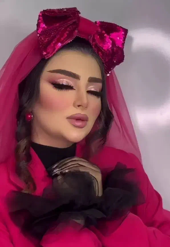 آموزش میکاپ و تتو صورت و خدمات زیبایی|خدمات آرایشگری و زیبایی|اردبیل, |دیوار