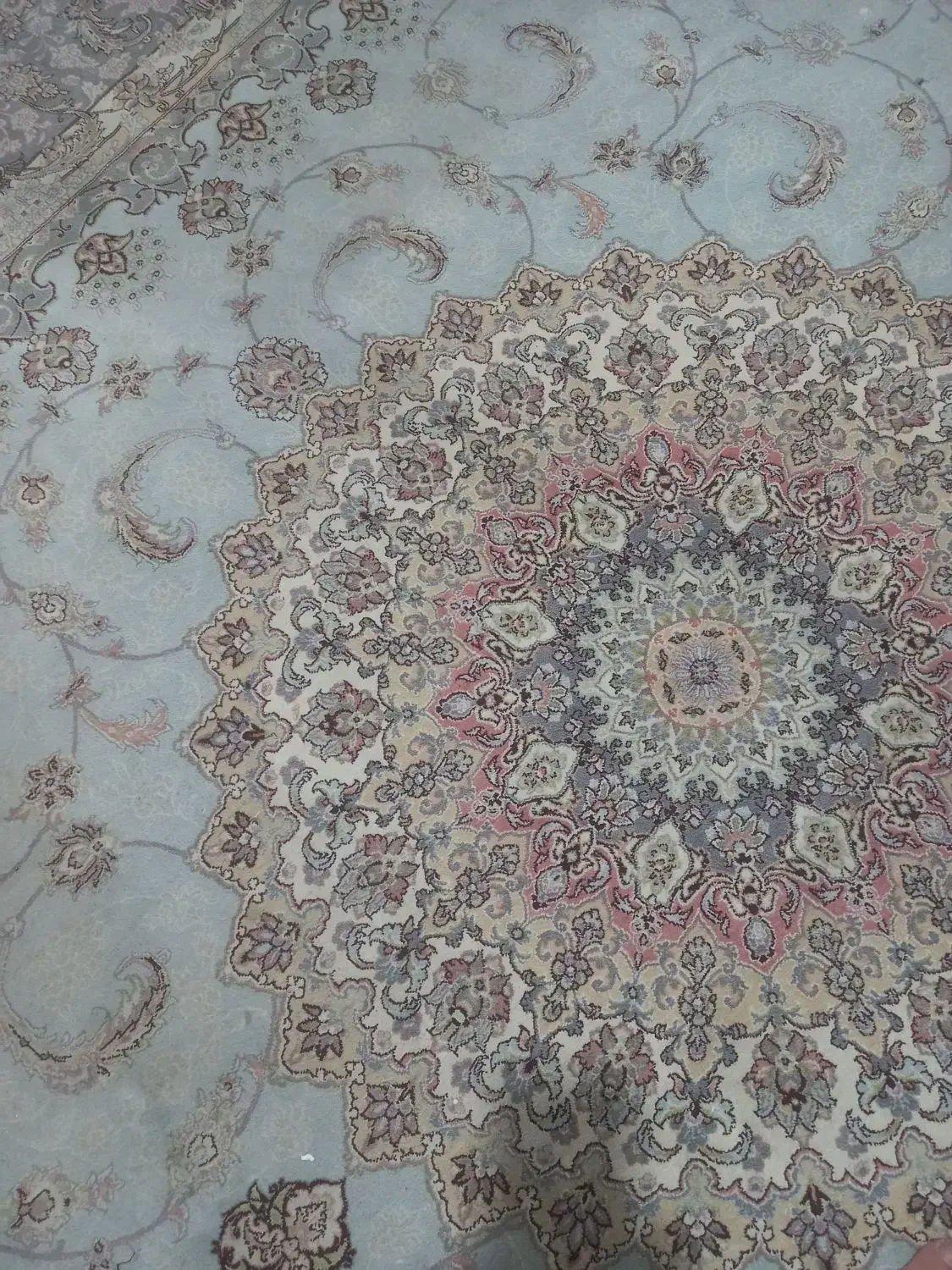 یک جفت فرش ۹ متری|فرش|ری, شهادت|دیوار