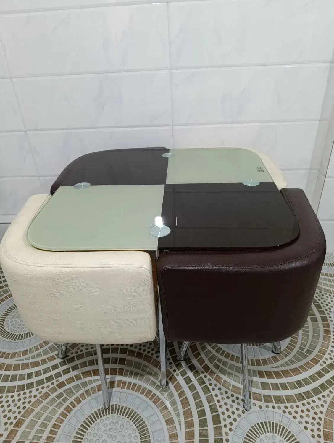 میز غذاخوری چرم|میز و صندلی غذاخوری|مرند, |دیوار