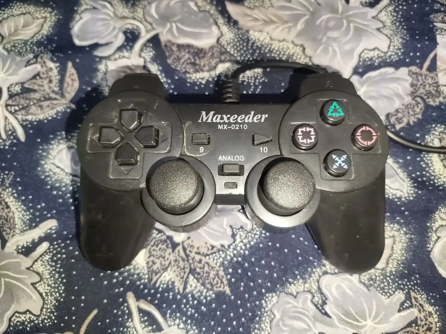 دسته بازی|کنسول، بازی ویدئویی و آنلاین|رباطکریم, رباطکریم|دیوار