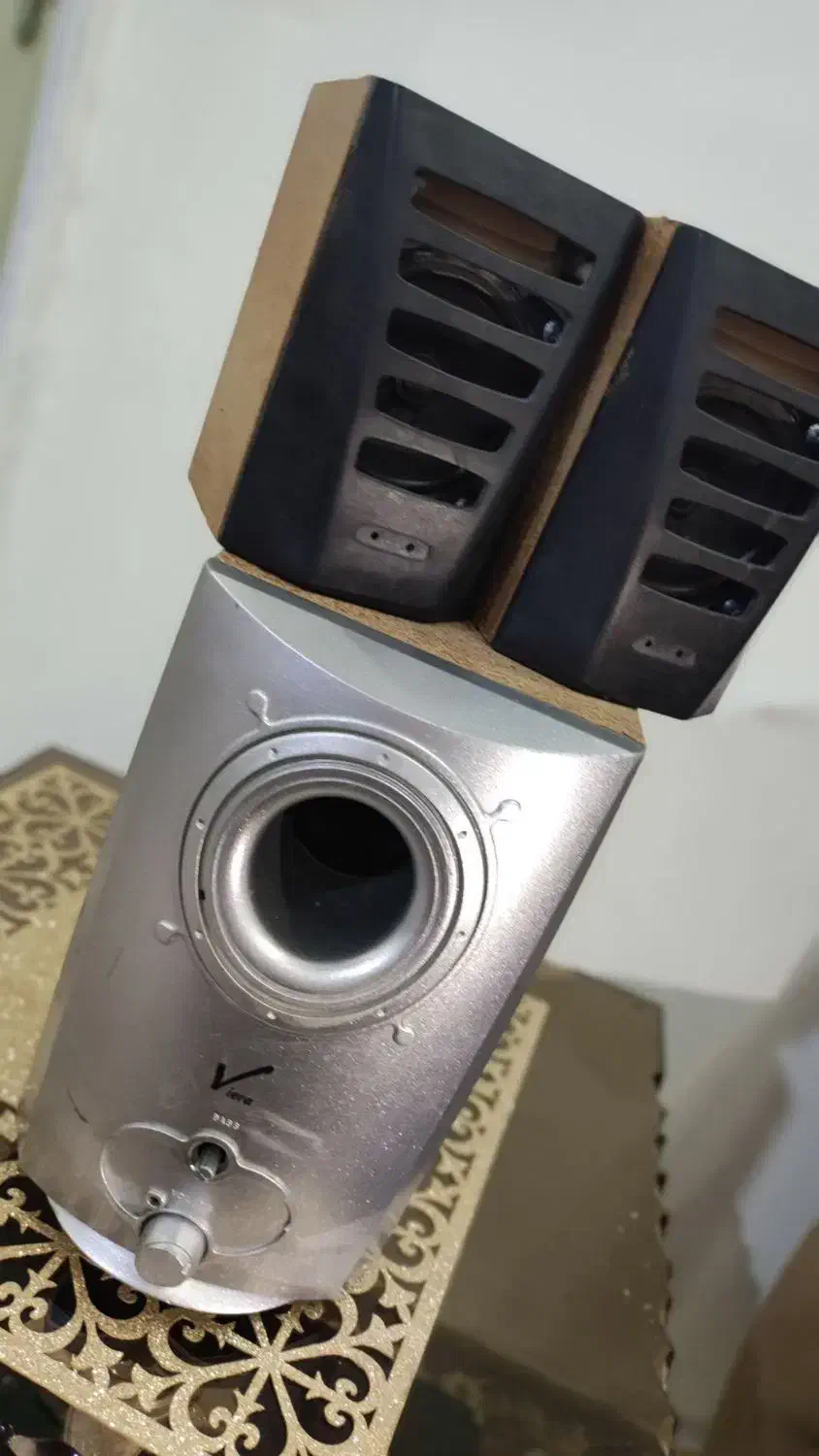 صوتی|پخشکننده همراه|مشهد, کوشش|دیوار