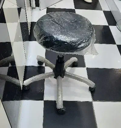 صندلی چرخ دار نو|صندلی و نیمکت|شوشتر, |دیوار