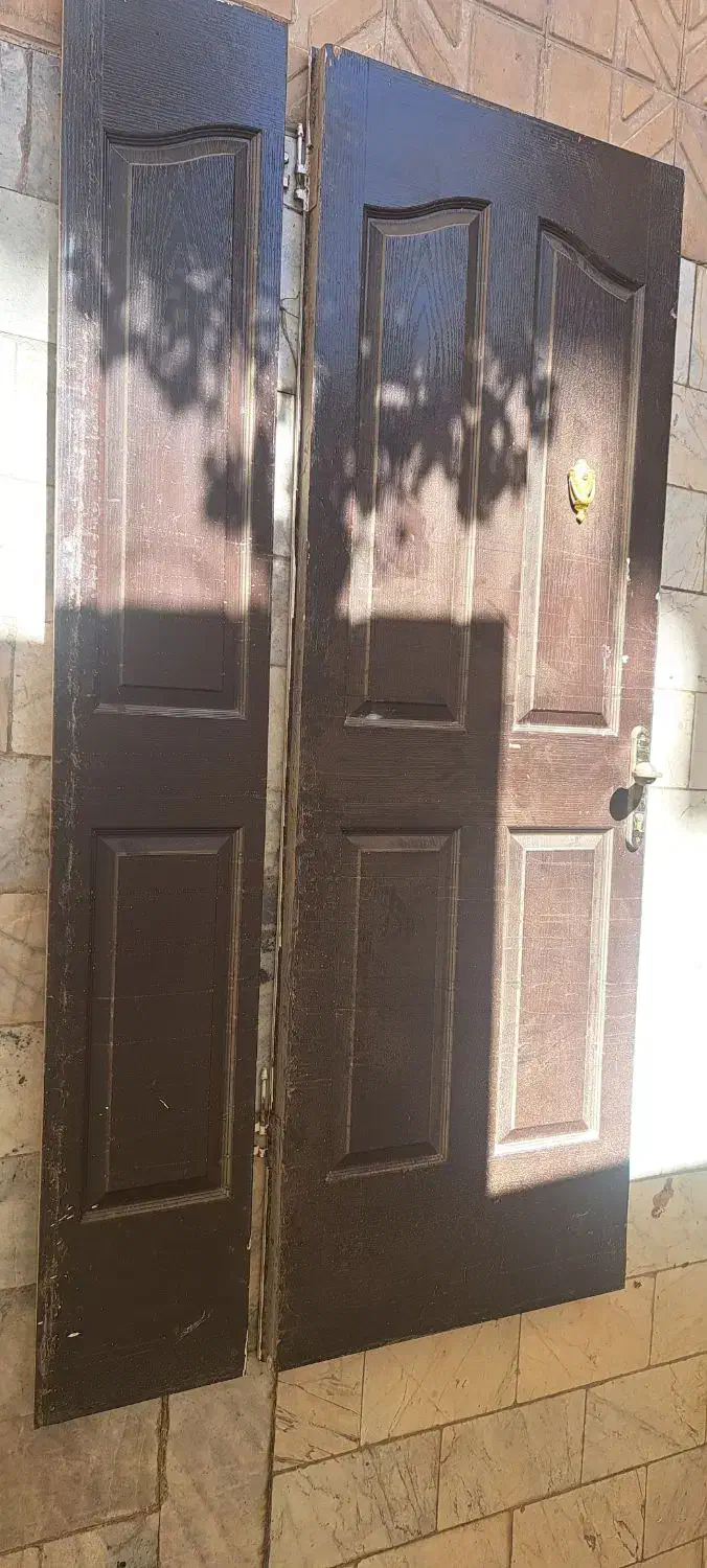 درب آپارتمان|مصالح و تجهیزات ساختمان|اصفهان, دستگرده|دیوار