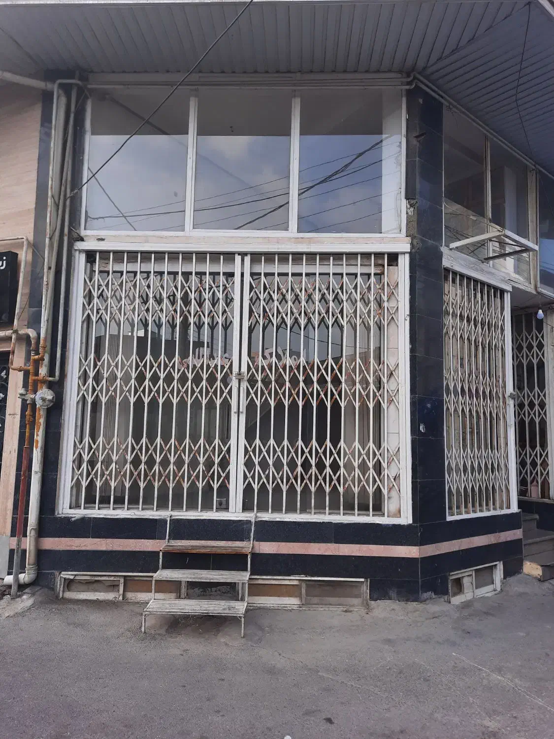 اجاره مغازه ۲۴ متری، خیابان مهیار|اجارهٔ مغازه و غرفه|ساری, |دیوار