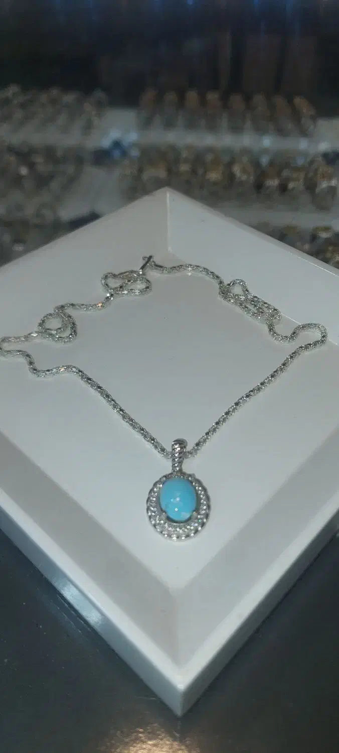 مدال فیروزه اصل نیشابور|جواهرات|مشهد, عنصری|دیوار