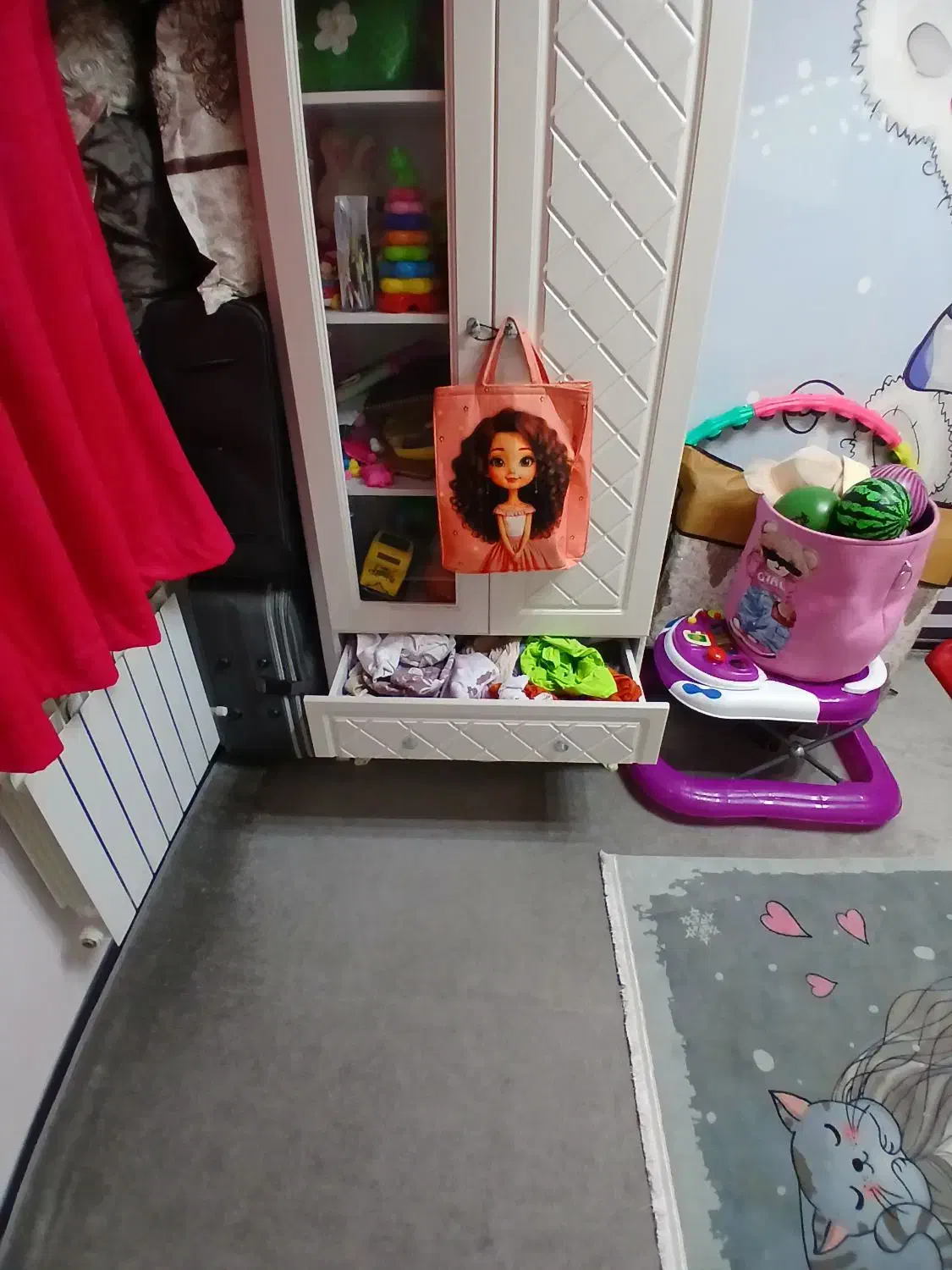 کمد بچه و سرسره|اسباب و اثاث بچه|کهریزک, |دیوار