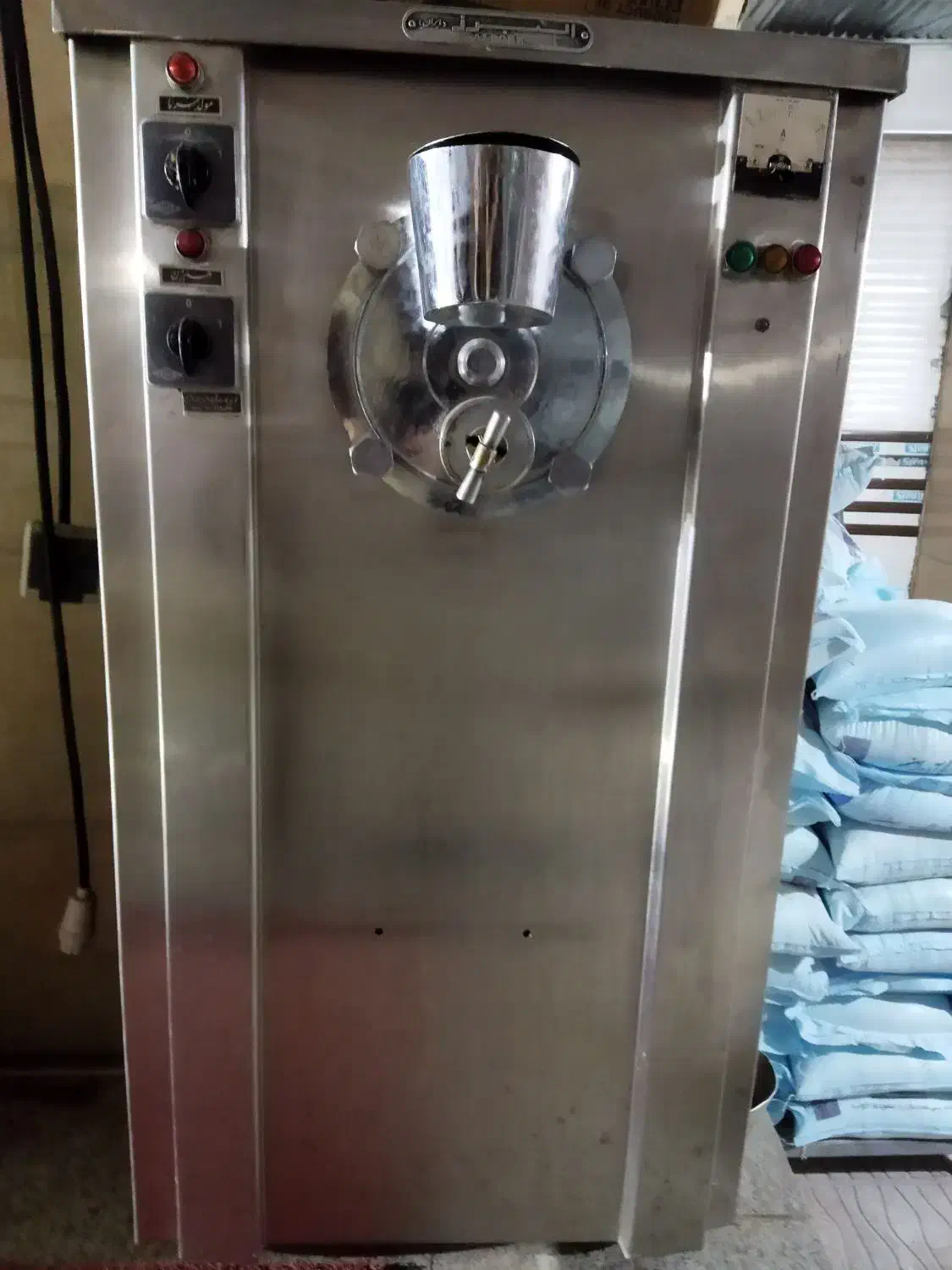 لوازم قنادی و فانتزی|فروشگاه و مغازه|مهدی شهر, |دیوار