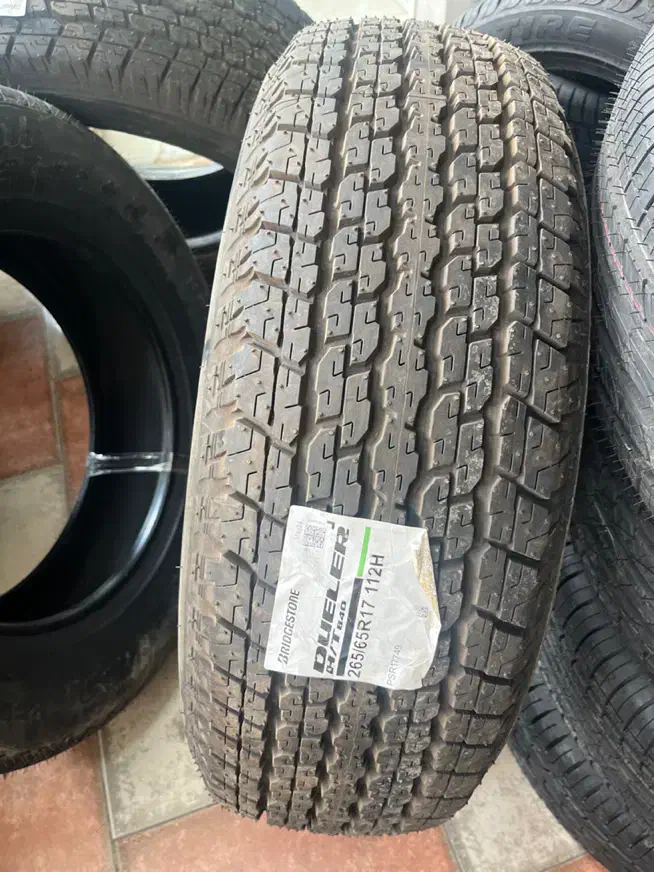 عرضه شرایطی انواع لاستیک|قطعات یدکی و لوازم جانبی|کاشان, دانش|دیوار