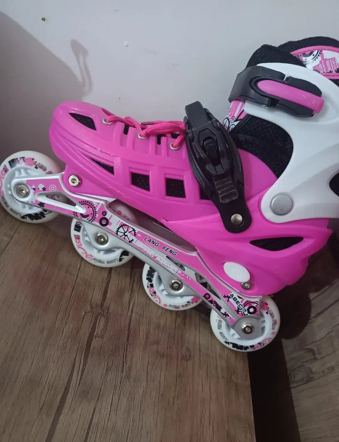 اسکیت دخترانه|دوچرخه، اسکیت، اسکوتر|مرند, |دیوار