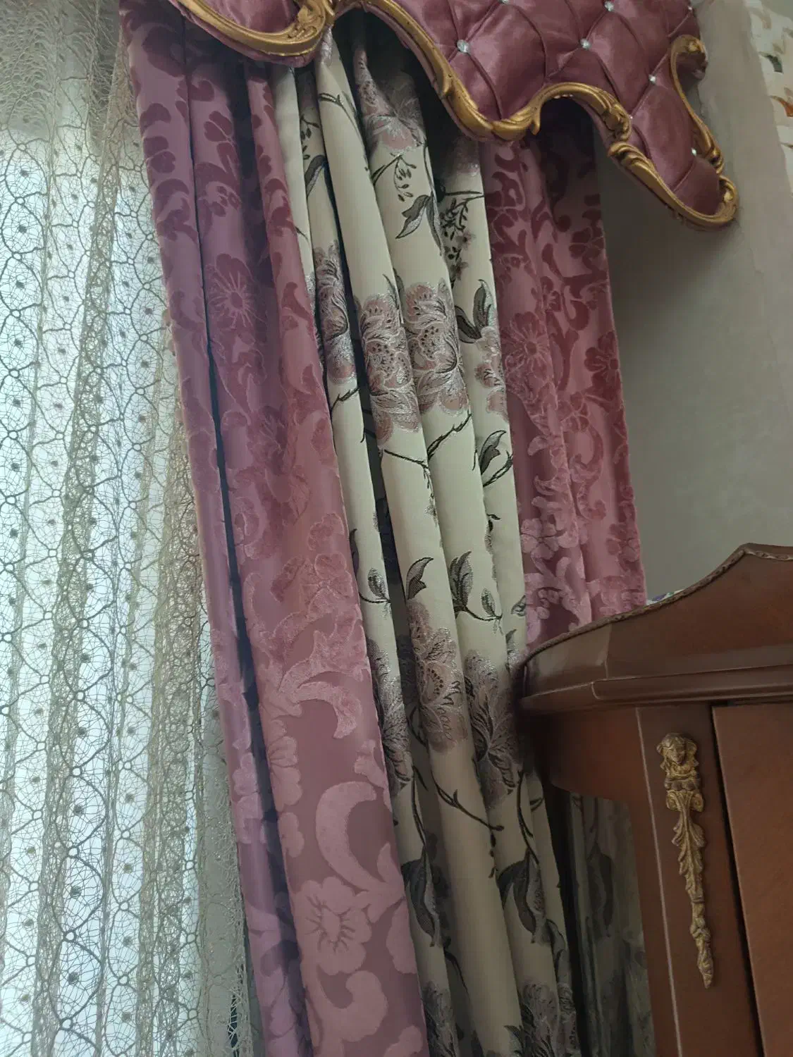 پرده|پرده، رانر، رومیزی|قرچک, میرزائی جنوبی|دیوار