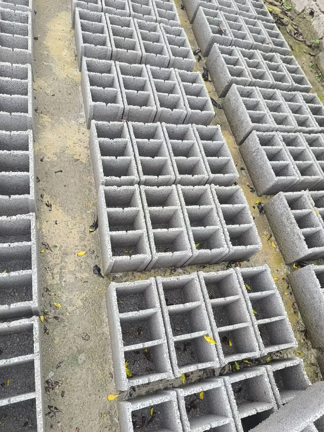 بلوک زن ماهر|استخدام معماری، عمران و ساختمانی|سنگر, |دیوار