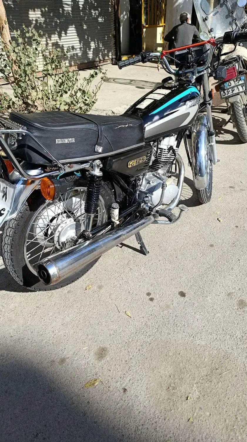 موتور پرواز 125 کاربراتور|موتورسیکلت|کنگاور, |دیوار