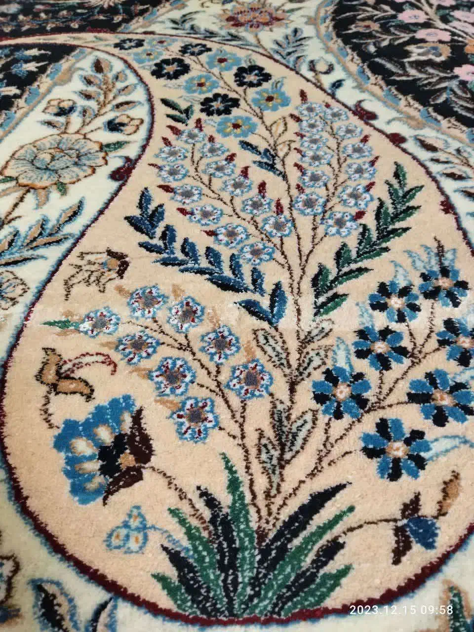 فرش دستباف|فرش|اصفهان, چرخاب|دیوار