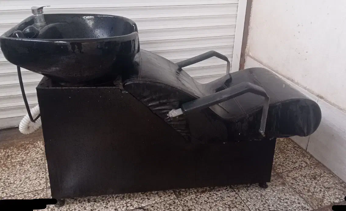 سرشور آرایشگاه|آرایشگاه و سالن‌های زیبایی|گنبد کاووس, |دیوار