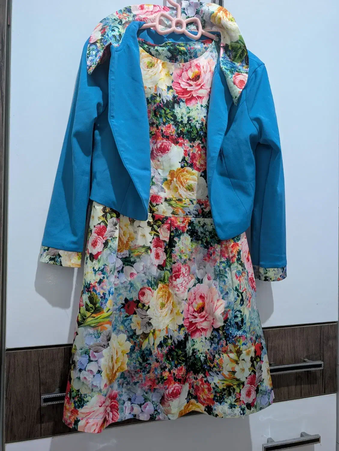 لباس مجلسی|لباس|گوراب زرمیخ, |دیوار