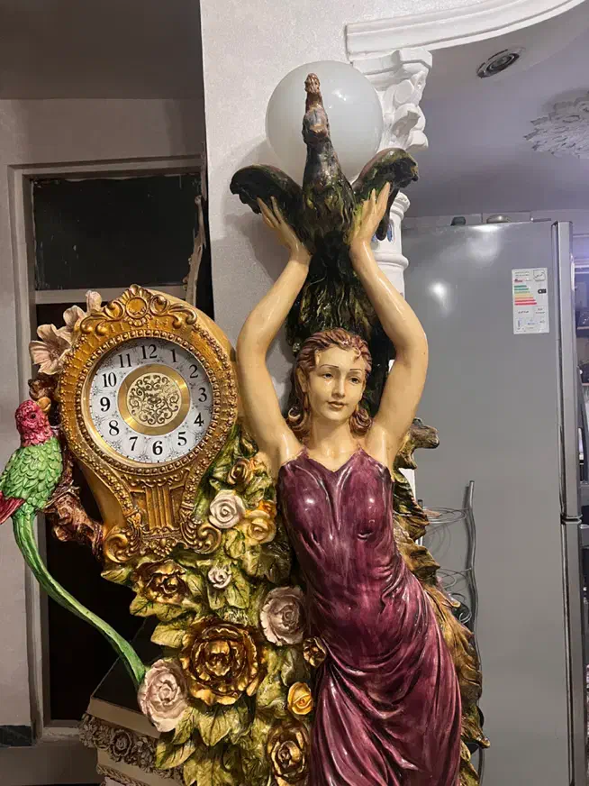 ساعت ایستاده آبنما|ساعت دیواری و تزئینی|لشت نشا, |دیوار