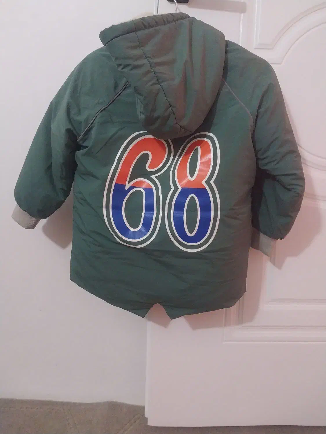 کاپشن اسپرت|لباس|تربت‌حیدریه, پیشکوه|دیوار