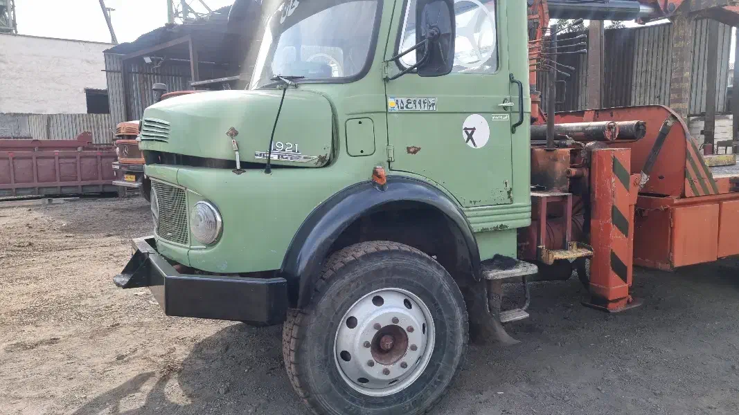 جرثقیل 911 وینچ دارمدل 64 رنگ داخل اتاق فابریک|خودرو سنگین|اصفهان, شهرک صنعتی امیرکبیر (شاپور جدید)|دیوار