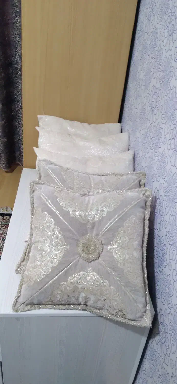 کوسن|رختخواب، بالش، پتو|کرج, شاهین‌ویلا|دیوار