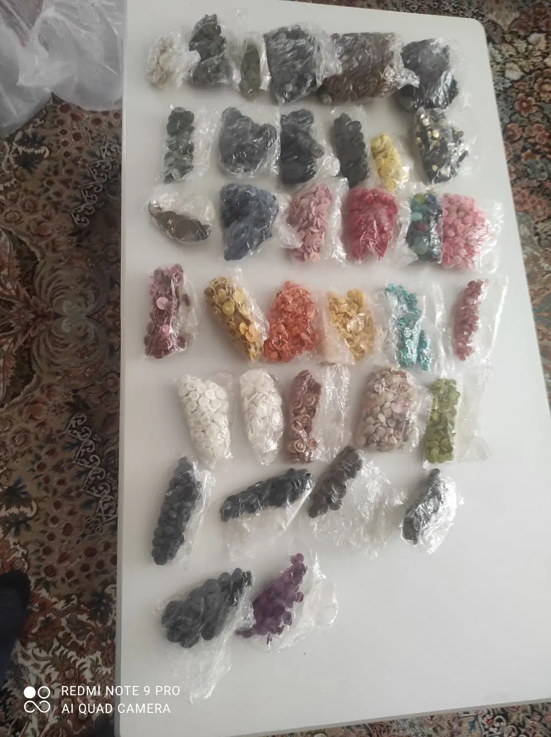 همه نوع دکمه در همه سایز|لوازم خیاطی و بافتنی|شیراز, شهرک قمشه|دیوار