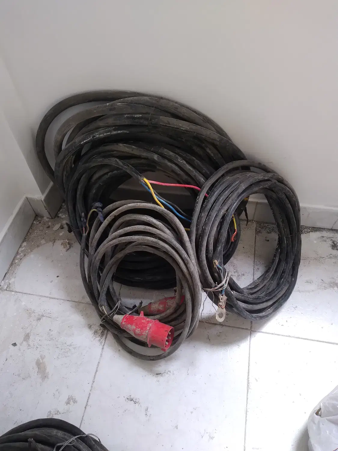 کابل جوشکاری نرم سالم و سیم سیار ۳ فاز|ابزارآلات|تهران, مسعودیه|دیوار