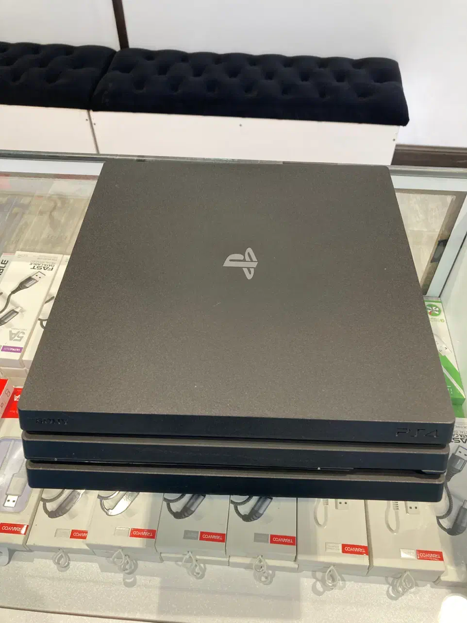 PS4 pro 1ترابایت|کنسول، بازی ویدئویی و آنلاین|ماهدشت, |دیوار