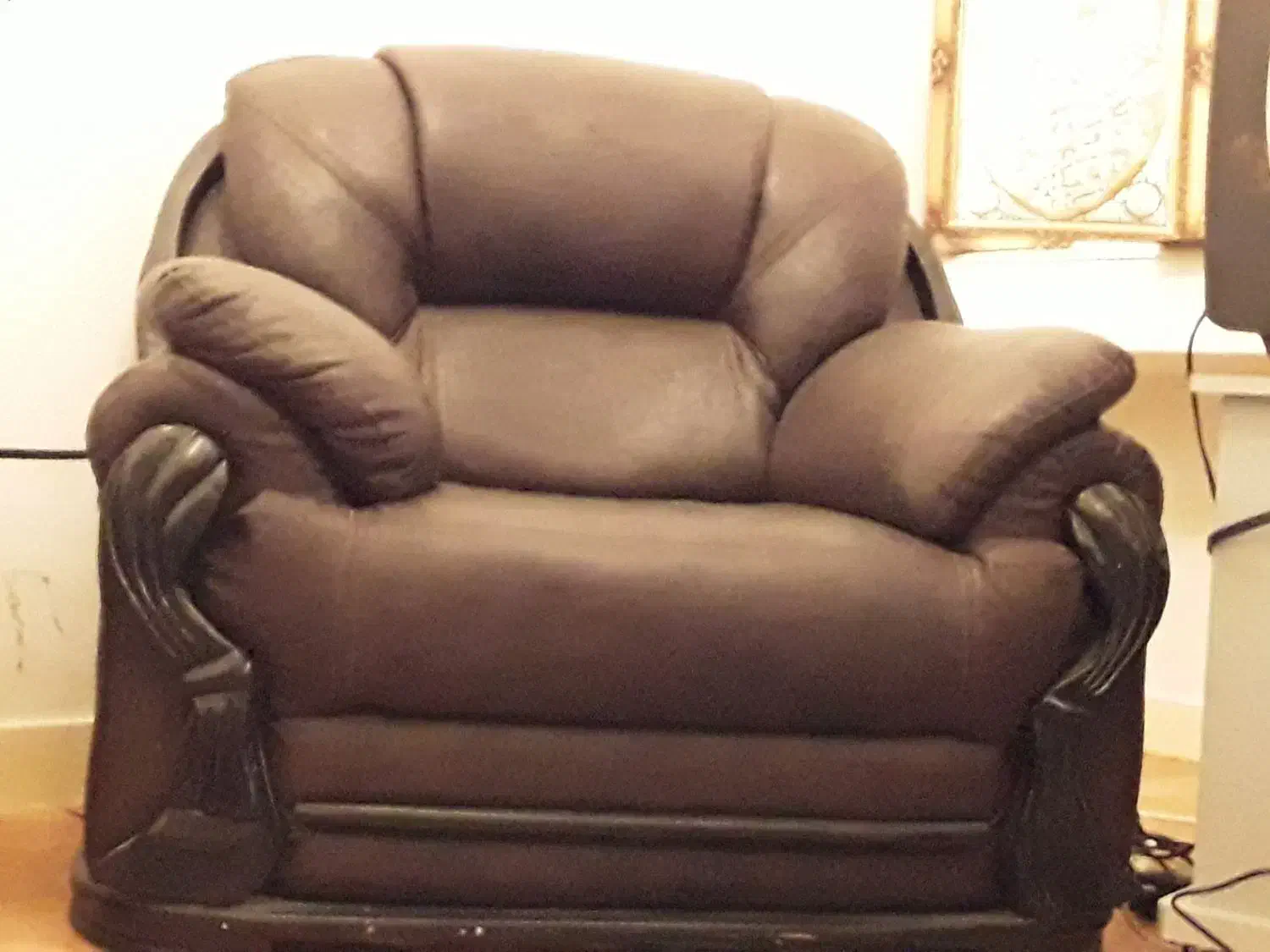 مبل راحتی|مبلمان خانگی و میز عسلی|مهاجران, |دیوار