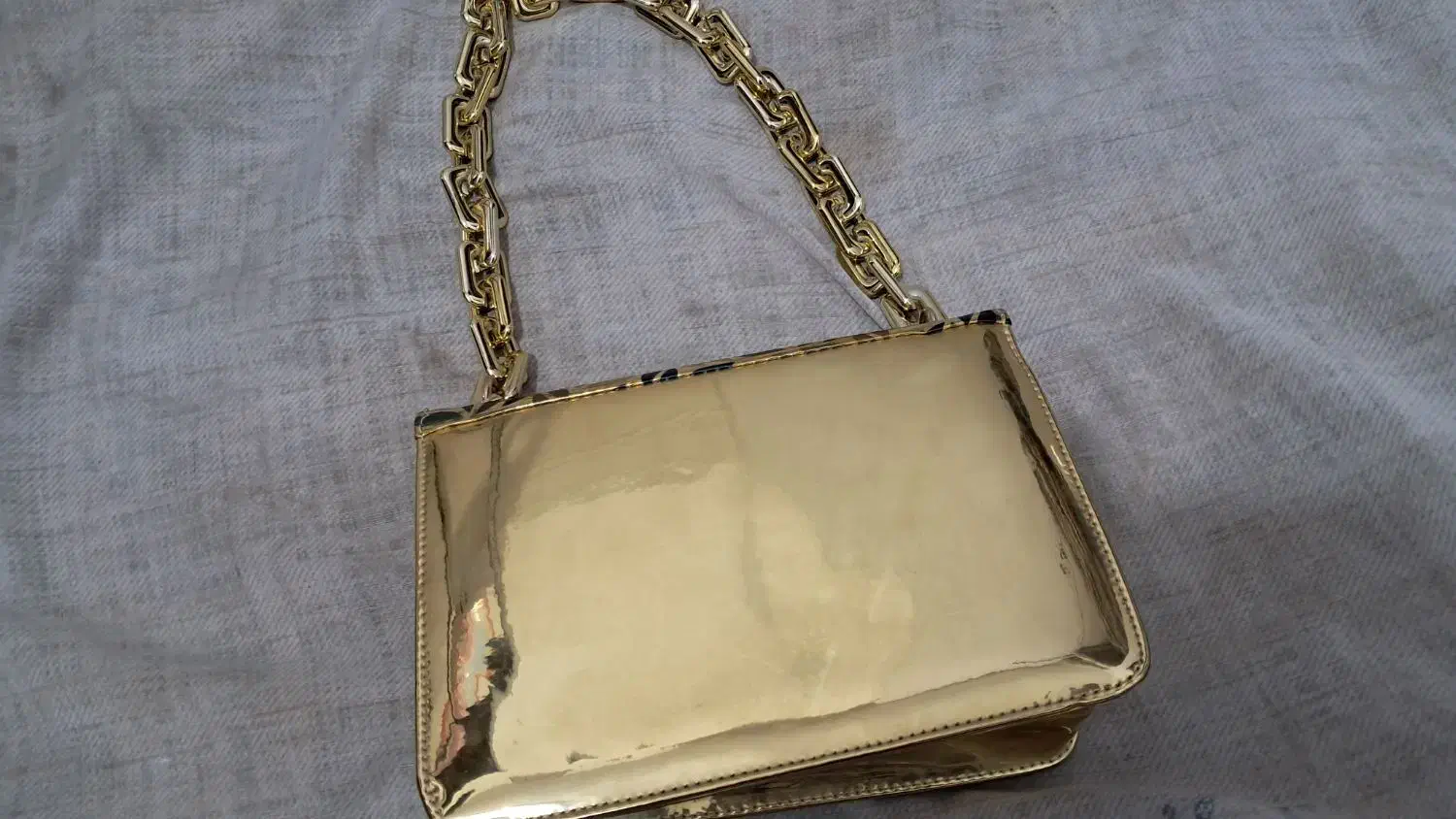 کیف|کیف، کفش، کمربند|شاندیز, |دیوار