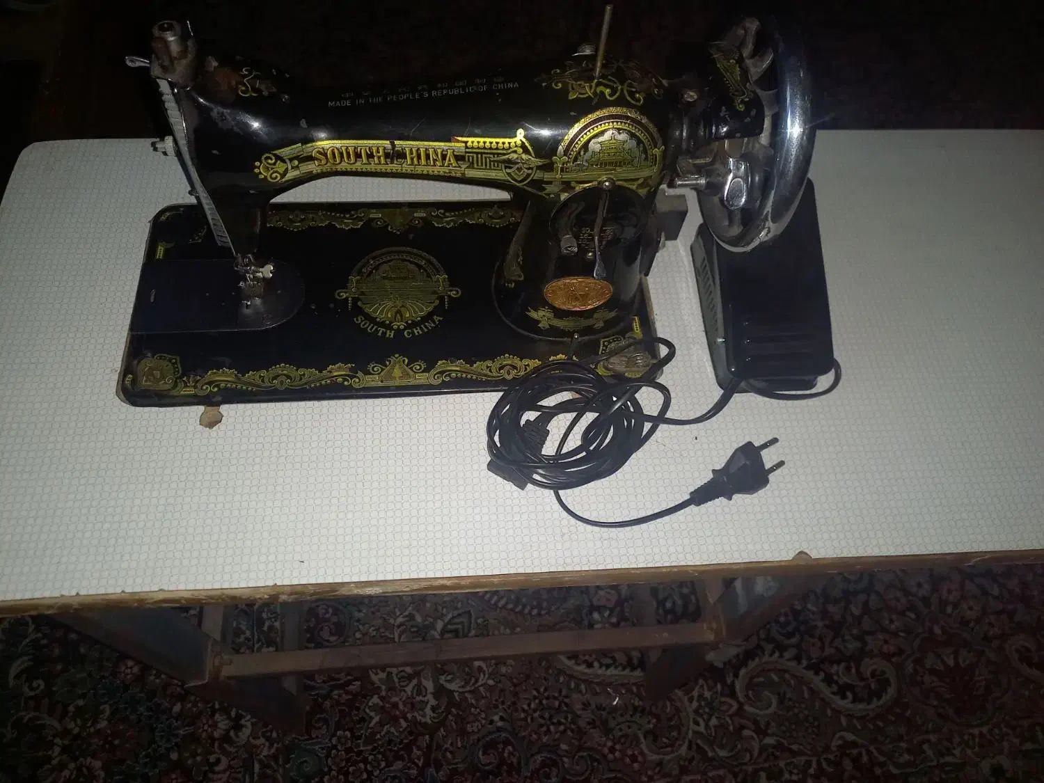 فروش چرخ خیاطی قدیمی برقی|چرخ خیاطی و ریسندگی|سیرجان, |دیوار