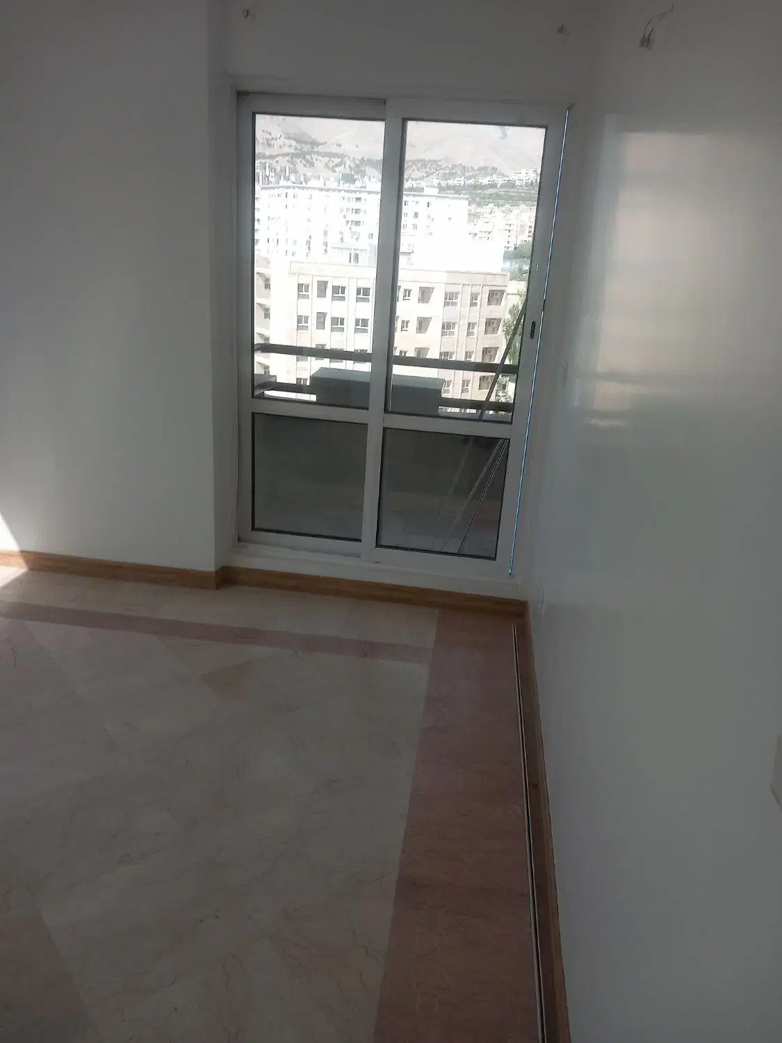 ۱۳۵متری برج