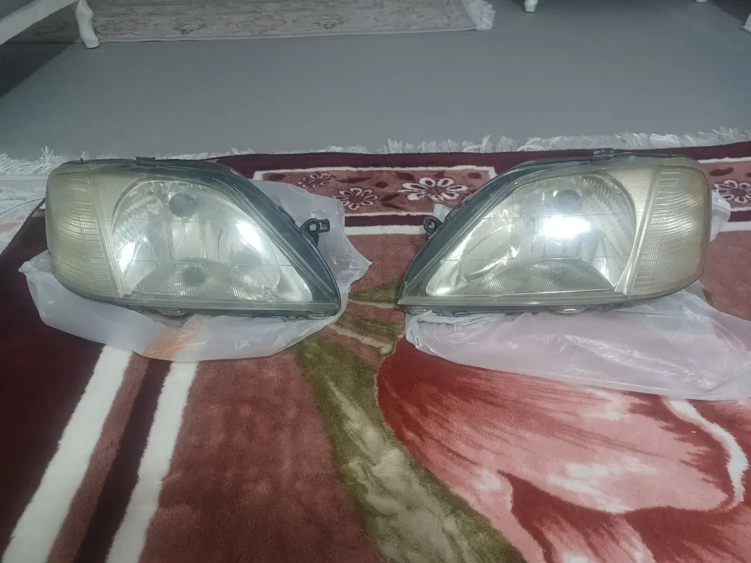 چراغ ال نود|قطعات یدکی و لوازم جانبی|رباط‌کریم, رباط‌کریم|دیوار