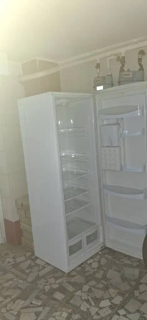 یخچال الکترو استیل تمیز|یخچال و فریزر|اصفهان, ملک‌شهر|دیوار