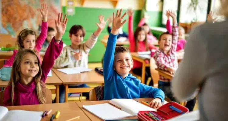 منشی خانم|استخدام آموزشی|بجنورد, |دیوار