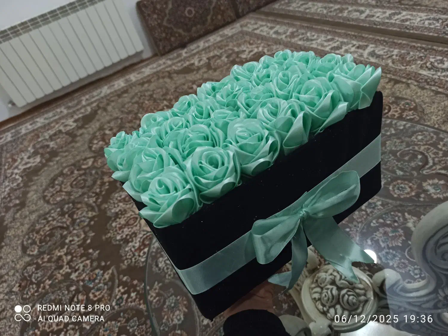 گل روبانی|گل مصنوعی|قروه, |دیوار