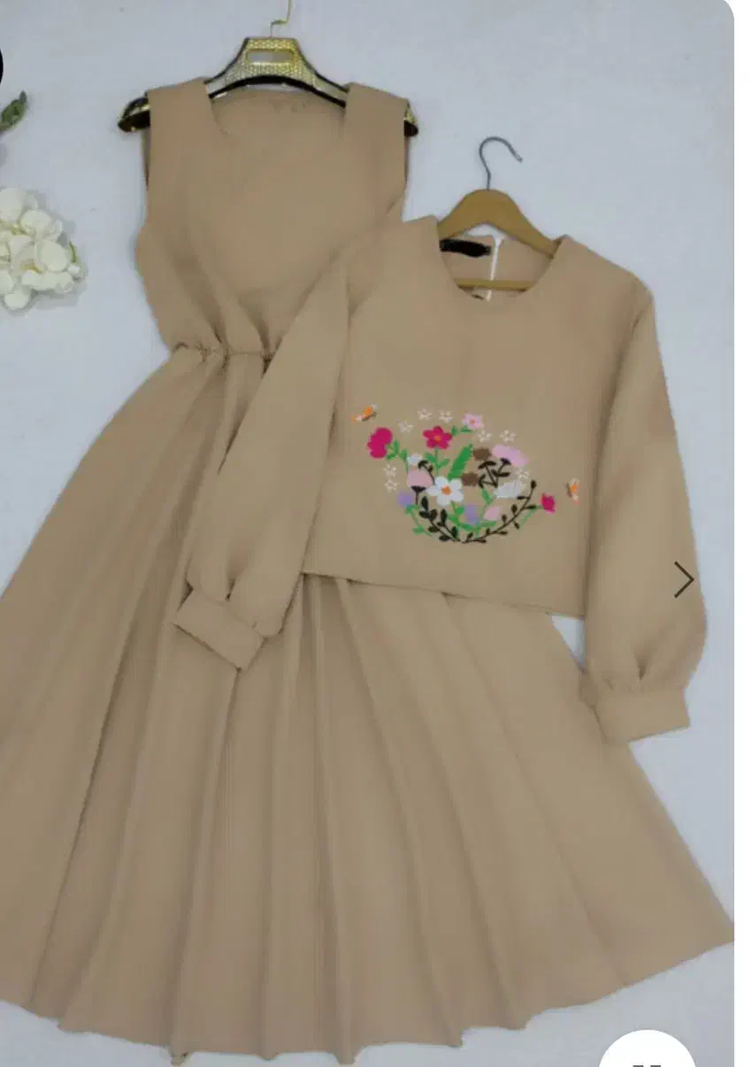 پیراهن زنانه|لباس|قدس, شهر‌قدس|دیوار