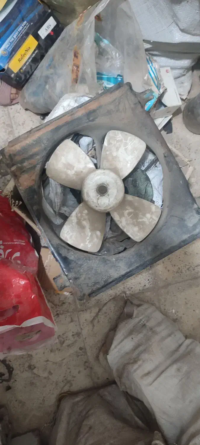 لوازم پژو2000وپراید استوک|قطعات یدکی و لوازم جانبی|هشتگرد, گلسار|دیوار