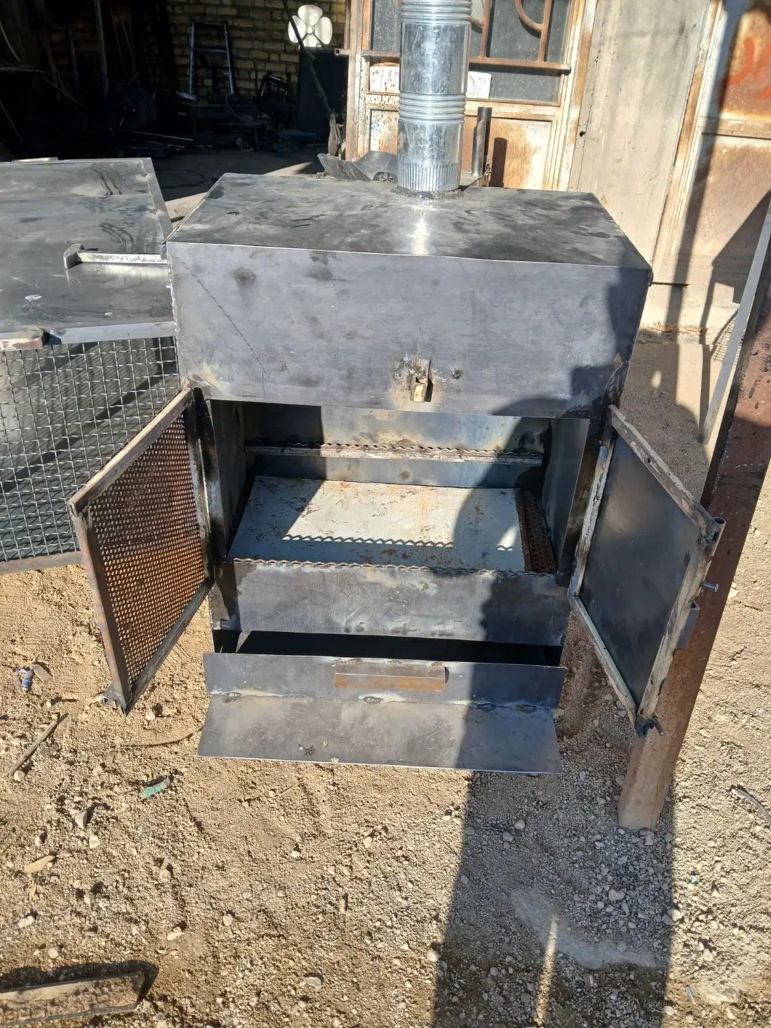 بخاری چوبی و قفس مرغ|عمدهفروشی|اردل, |دیوار