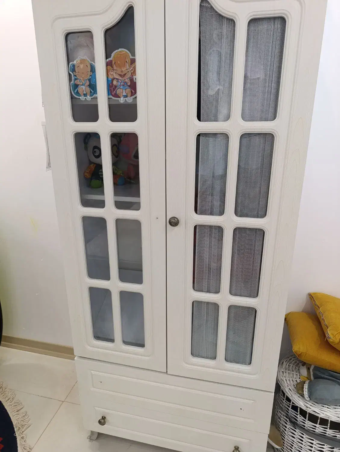 کمد و تخت نوجوان|تخت و سرویس خواب|یزد, |دیوار