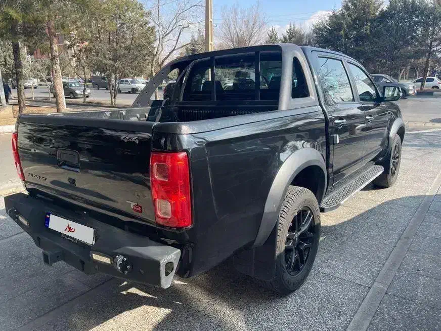 Kmc t8 مدل ۱۴۰۲|خودرو سواری و وانت|شیراز, فرهنگ شهر|دیوار