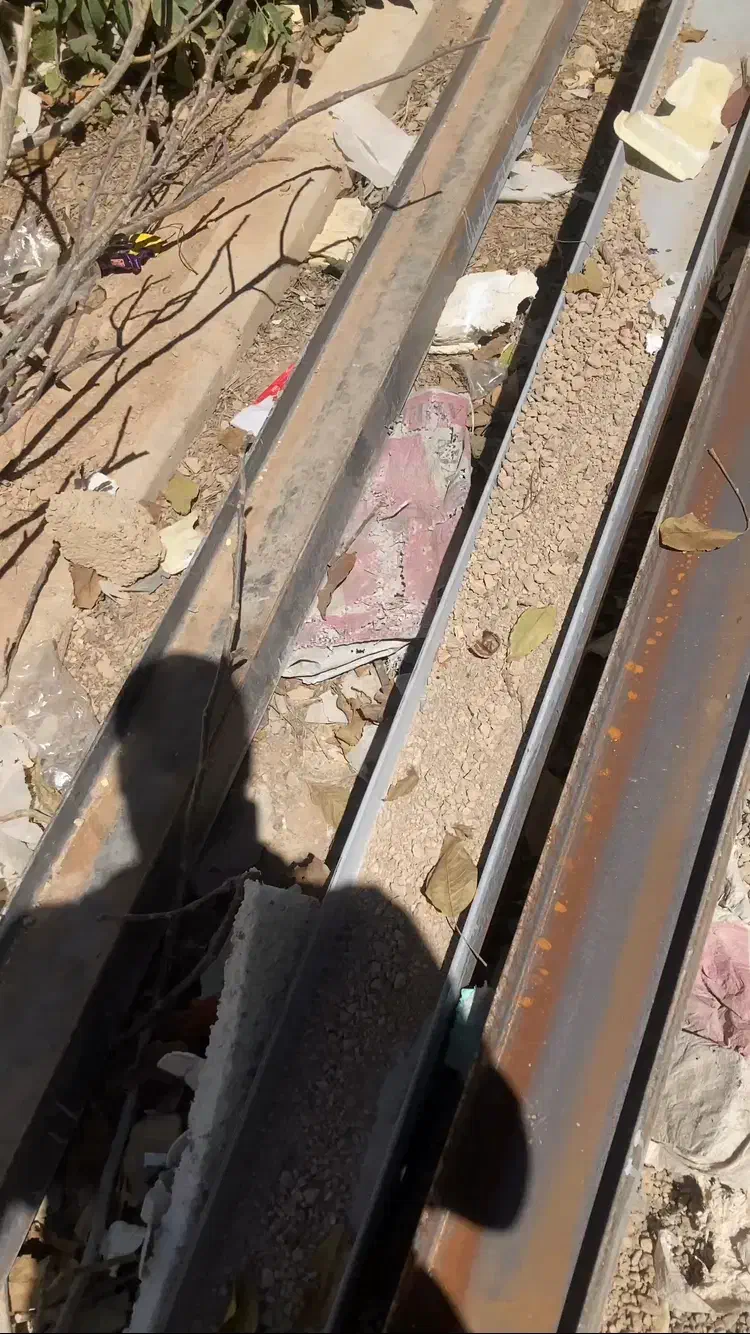 تیرآهن نو|مصالح و تجهیزات ساختمان|آباده, |دیوار