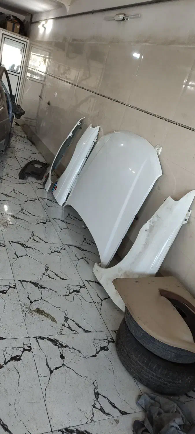 درب و گلگیر و در فابریک و رنگ شده پژو و پژو پارس|قطعات یدکی و لوازم جانبی|بروجرد, |دیوار