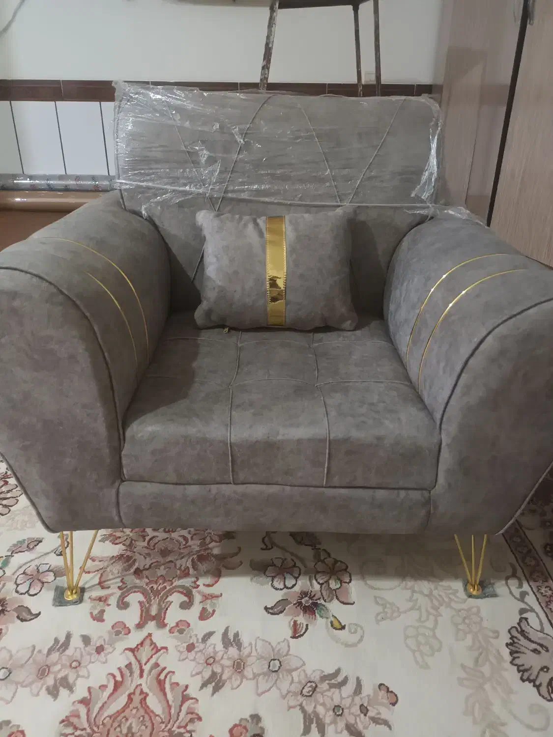 مبل ۷ نفره چستر|مبلمان خانگی و میز عسلی|خرم‌آباد, |دیوار