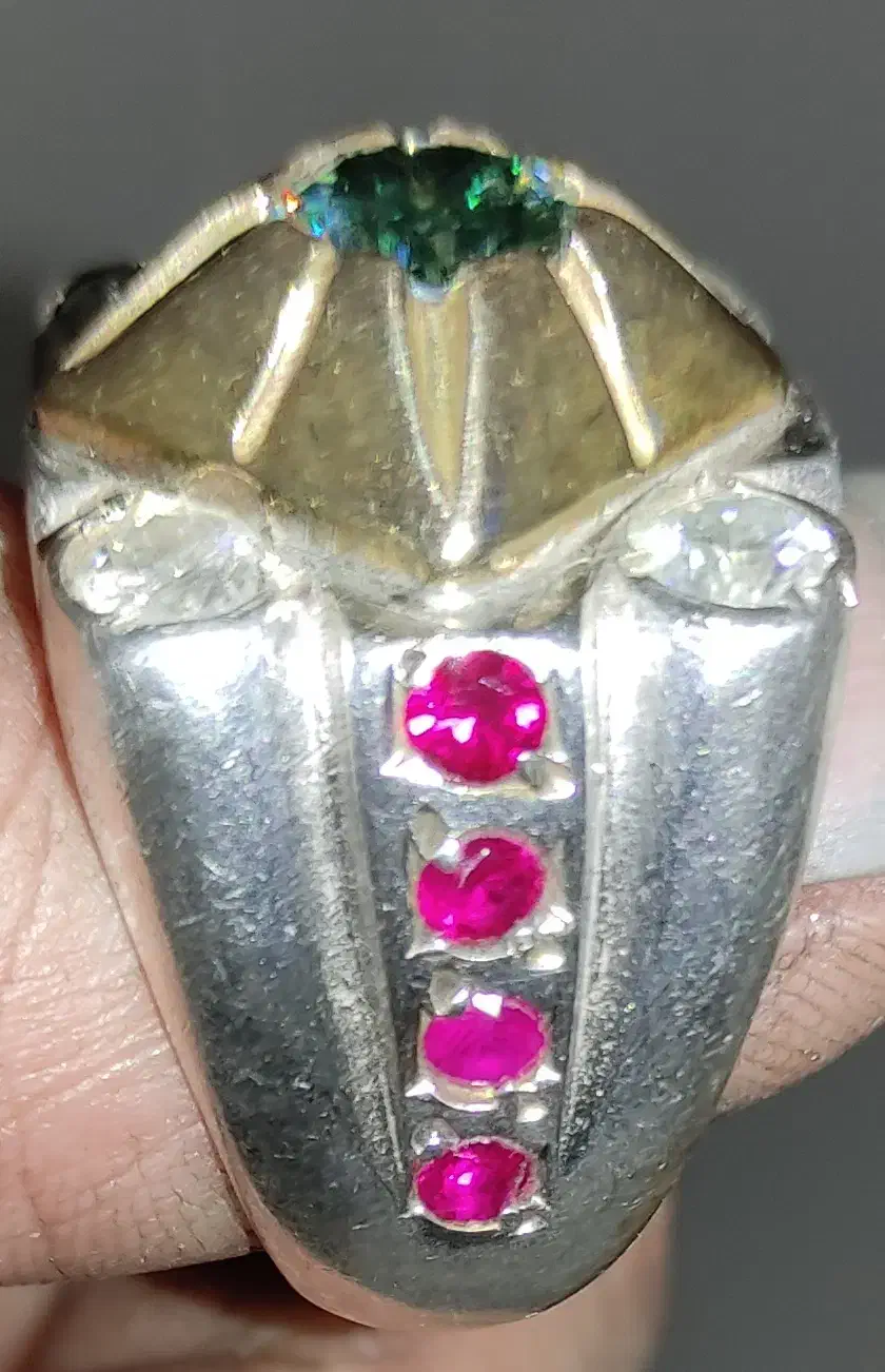 انگشترنقره|کلکسیون اشیاء عتیقه|شیراز, خلیلی|دیوار