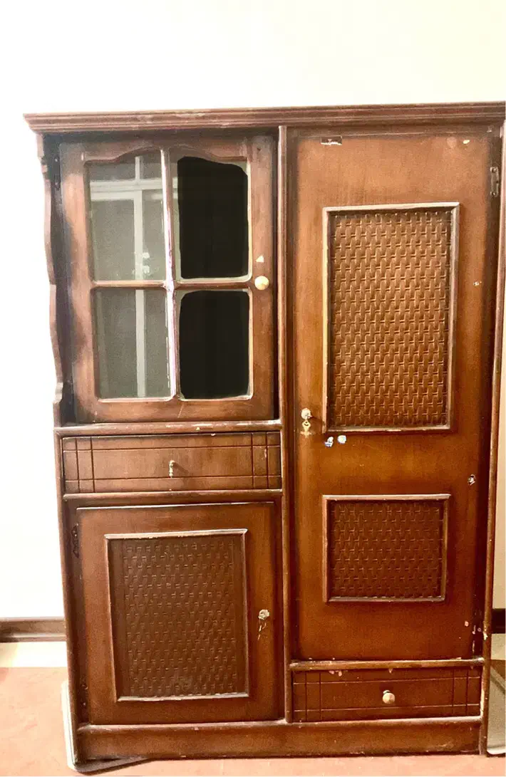 کمد کودک|جاکفشی، کمد، دراور|اصفهان, قلعه طبره|دیوار