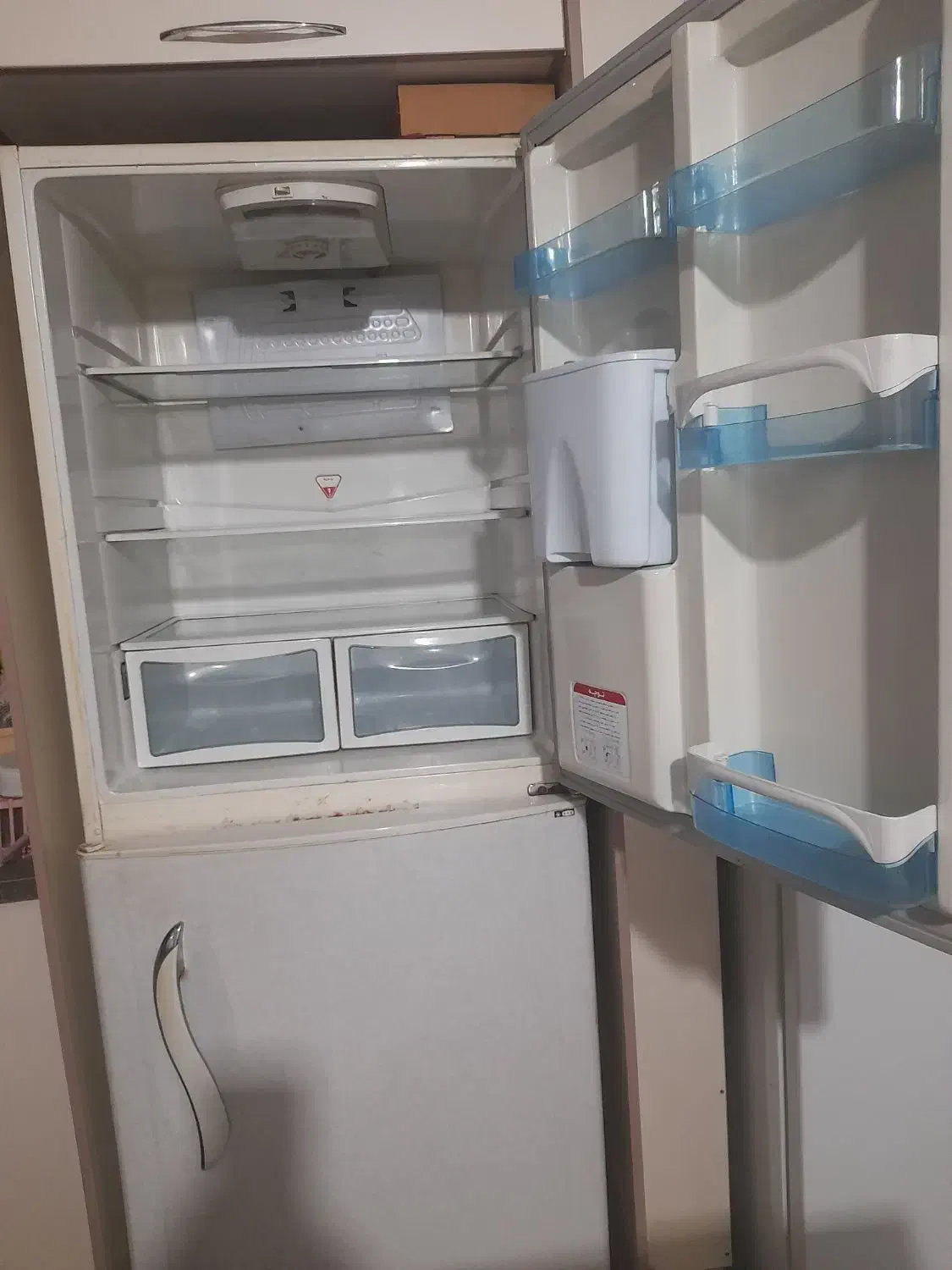 یخچال فروزان موتور کره|یخچال و فریزر|شیراز, ماه فیروزان|دیوار